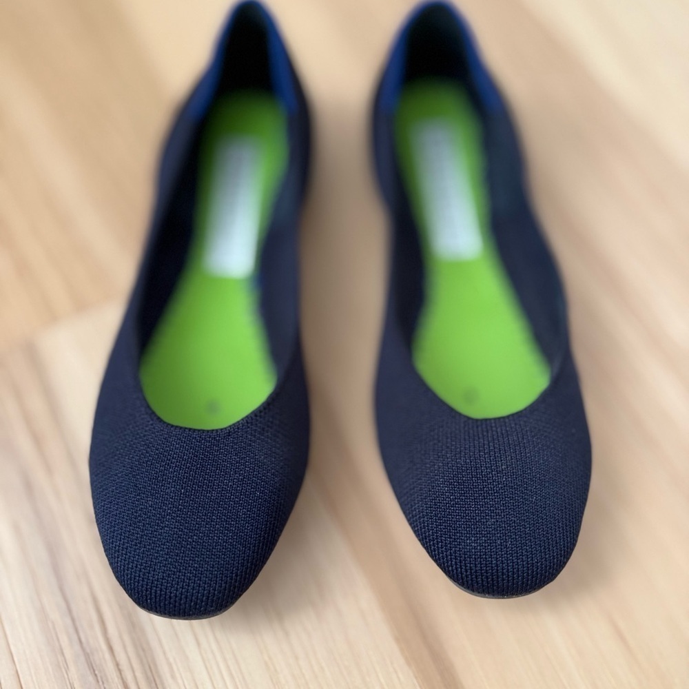 Rothy’s navy flats square toe size W8.5 - Picture 2 of 10
